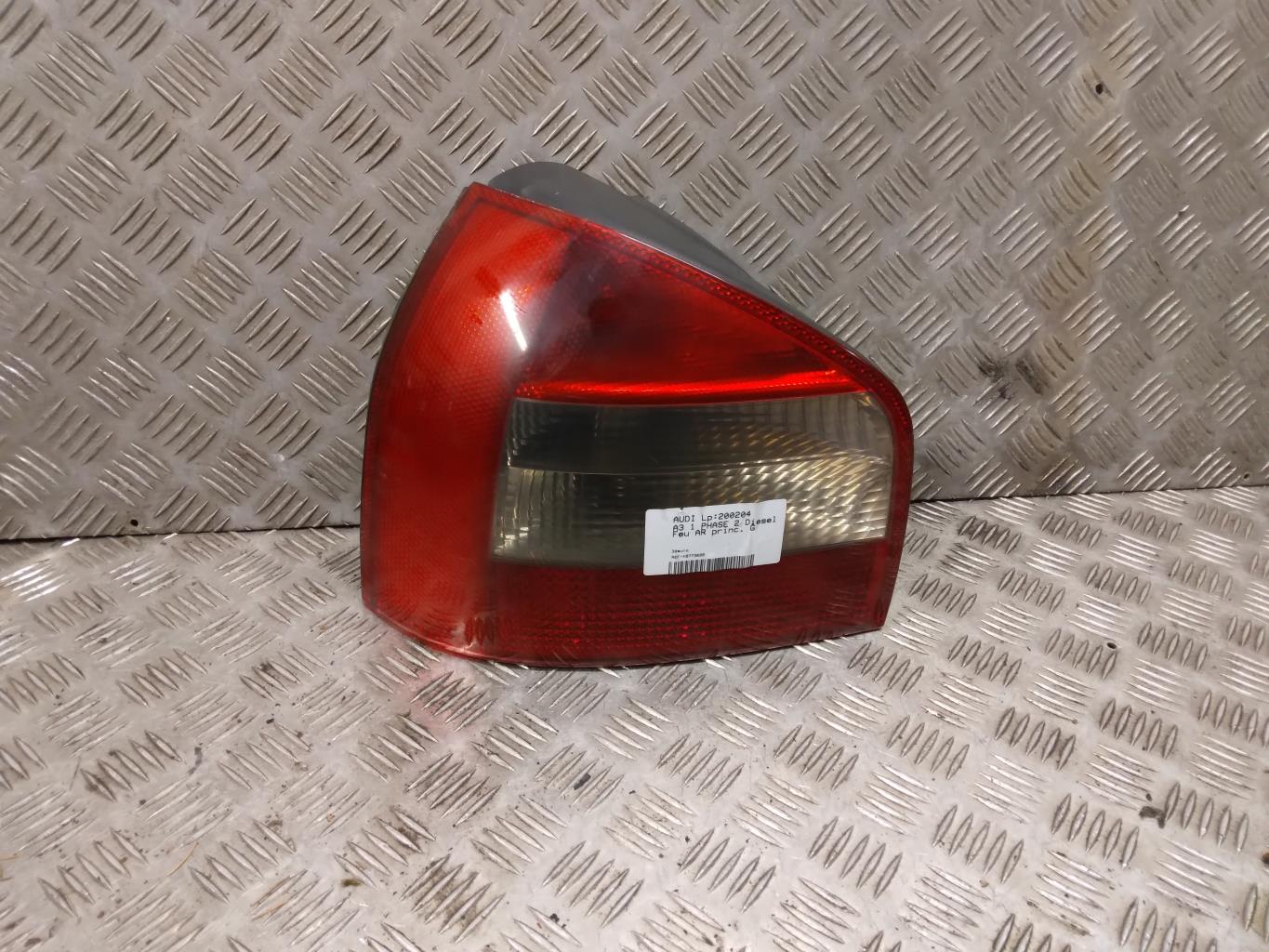 Fanale posteriore principale sinistro (luci) AUDI A3 1 PHASE 2 Diésel - 1