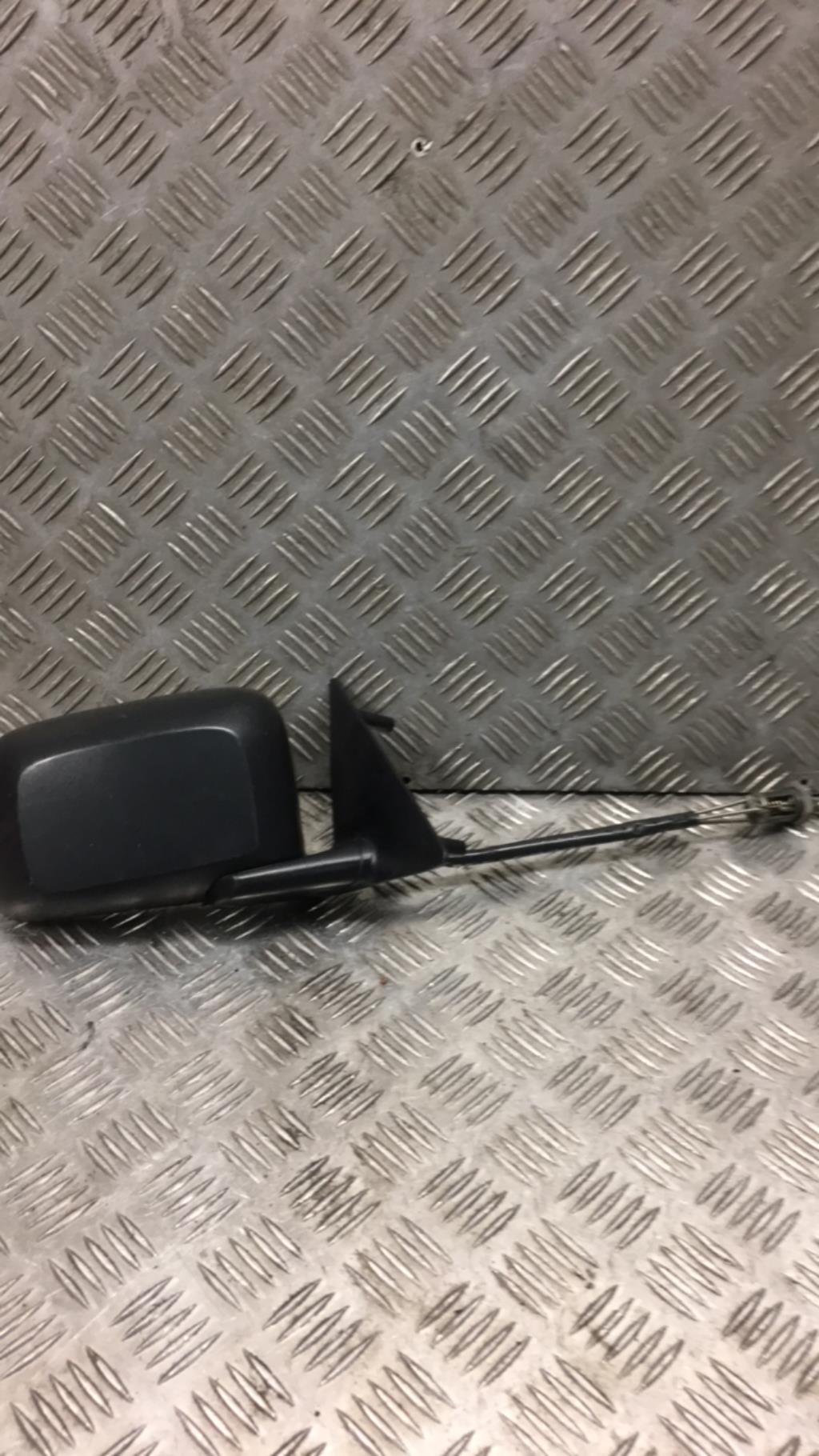 Retrovisor derecho VOLKSWAGEN GOLF 2 Diésel - 1
