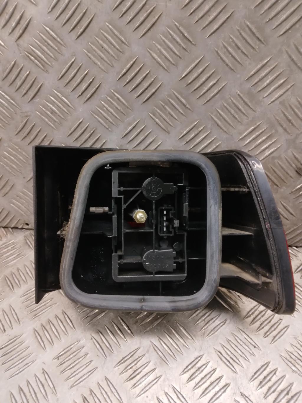 Fanale posteriore principale sinistro (luci) CITROEN XANTIA PHASE 2 Gasolina - 1