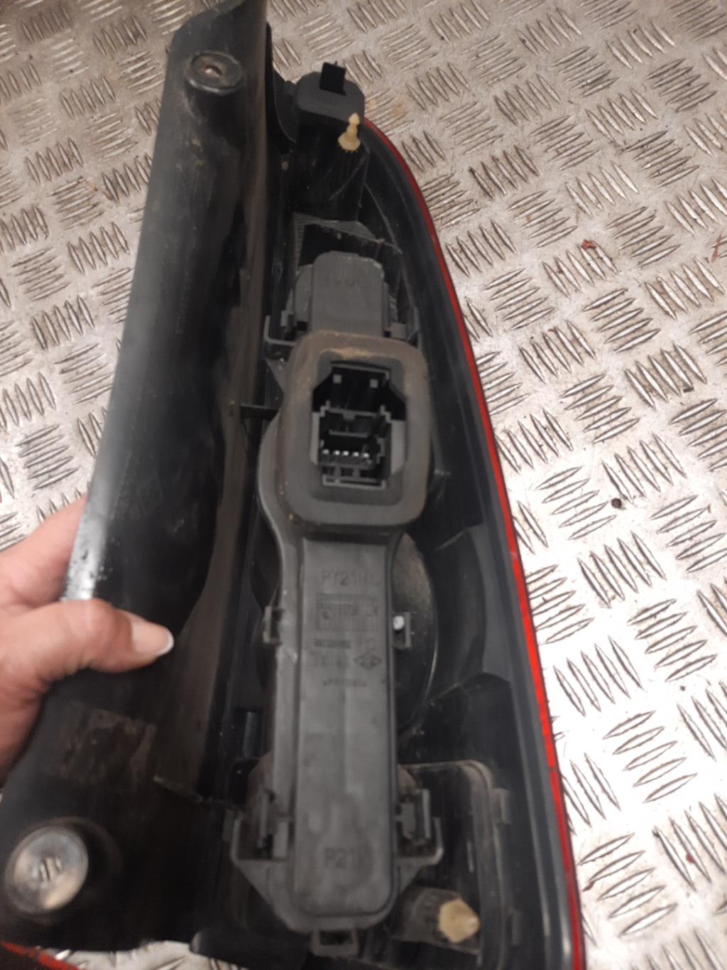 Fanale posteriore principale sinistro (luci) RENAULT GRAND ESPACE 4 PHASE 1 Diésel - 1