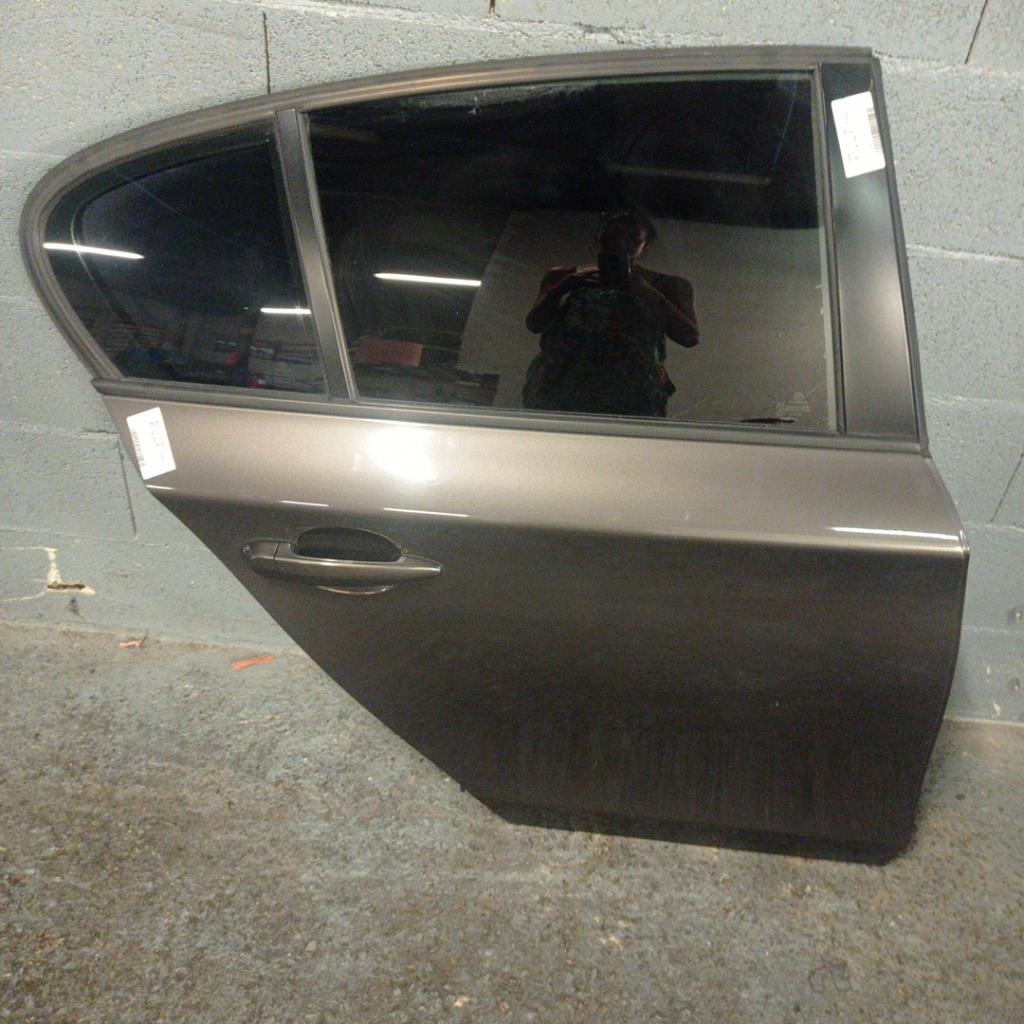 Porte arriere droit BMW SERIE 1 E87 PHASE 1 Diesel - 1