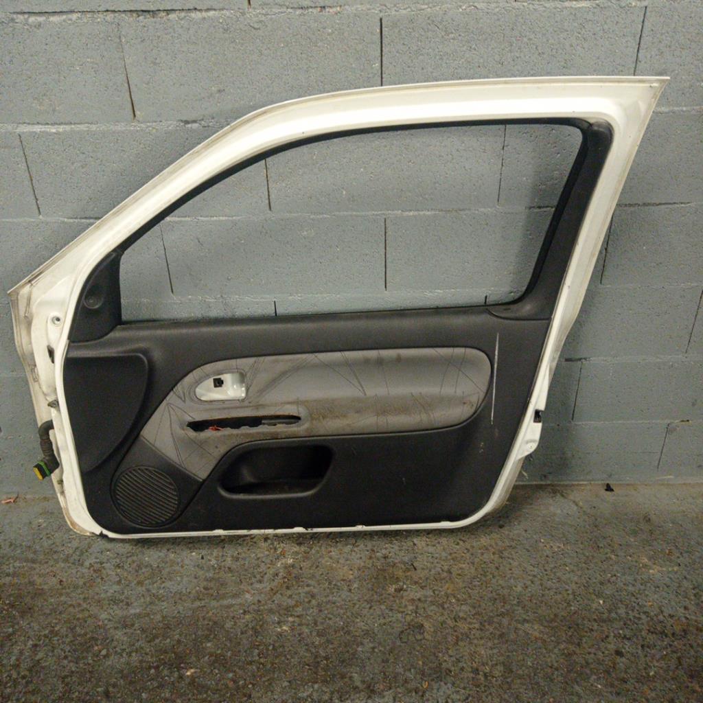 Porte avant droit RENAULT CLIO 2 PHASE 2 Diesel - 1