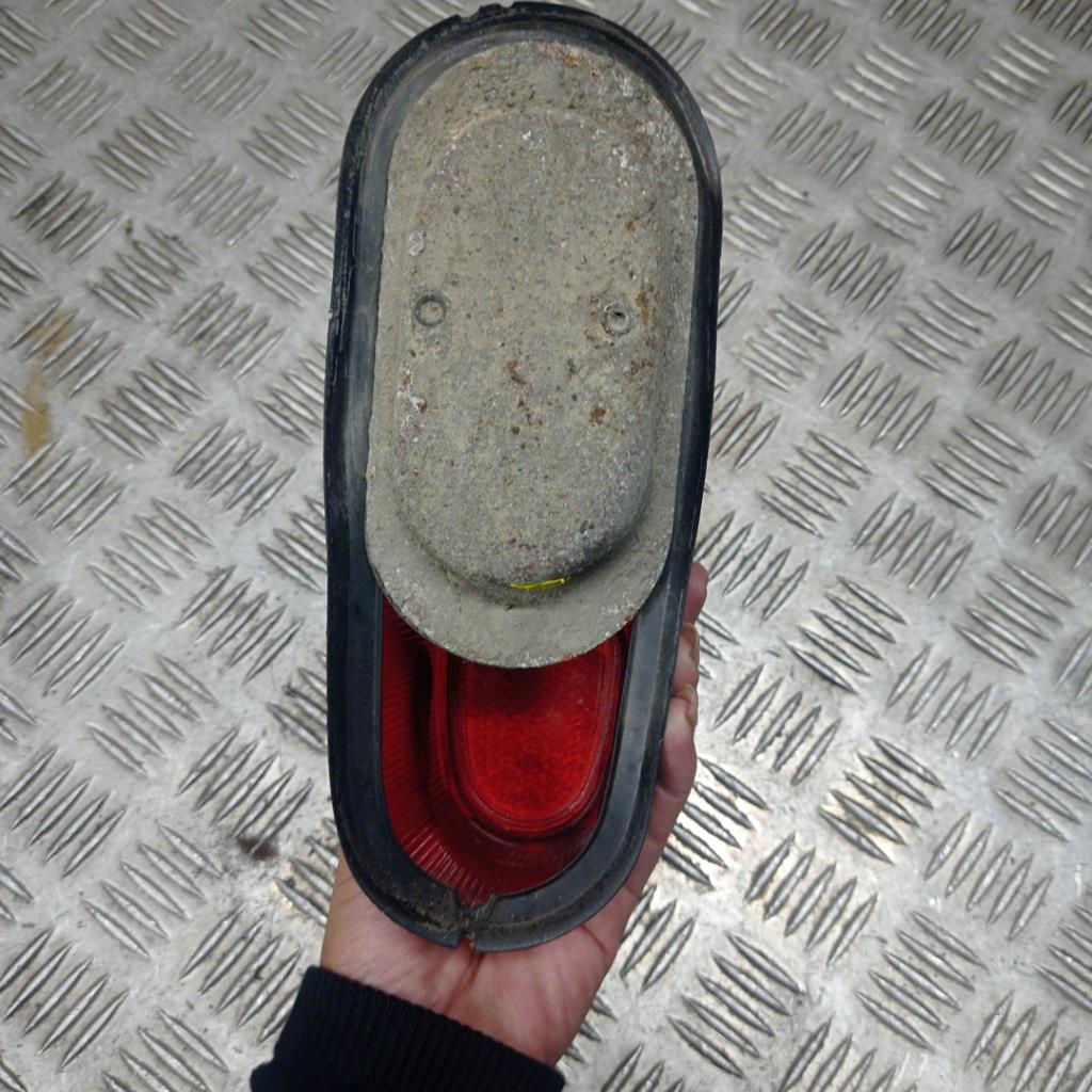 Fanale posteriore principale destro (luci) RENAULT R4 FOURGONNETTE Gasolina - 1