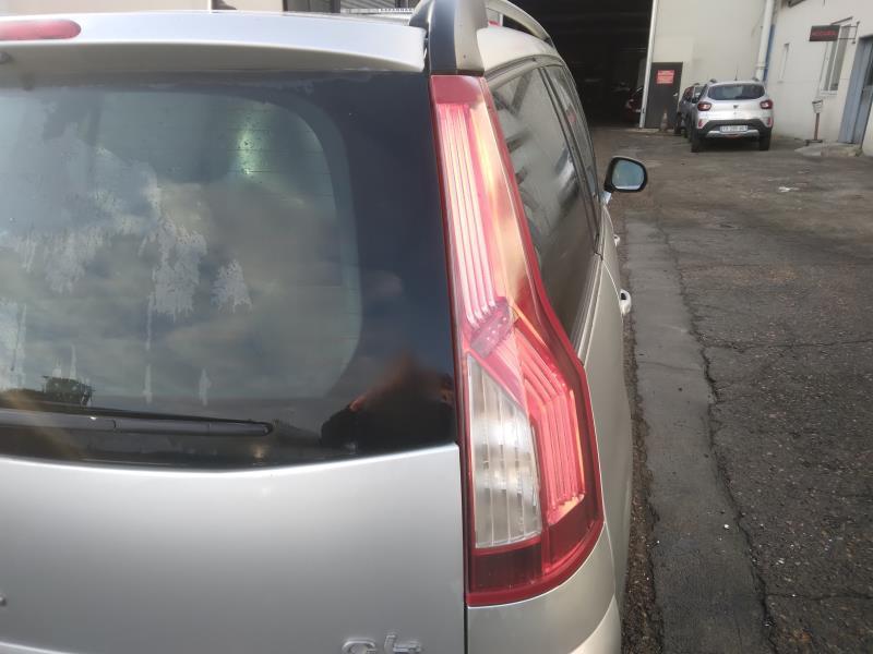 Fanale posteriore principale destro (luci) CITROEN C4 GRAND PICASSO 1 Diésel - 1