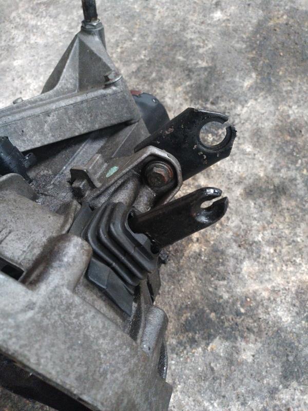 Boite de vitesses RENAULT MEGANE 1 BREAK Essence - 1