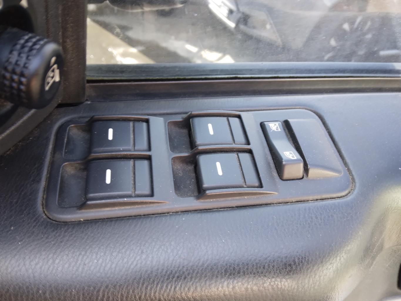 Bouton/Interrupteur LAND ROVER RANGE ROVER Diesel - 1