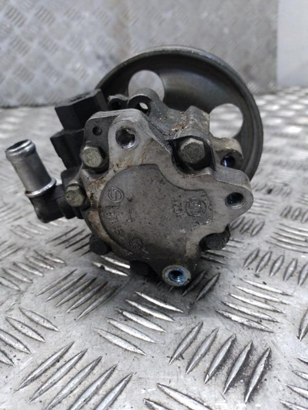 Pompe de direction CITROEN C8 Diesel - 1
