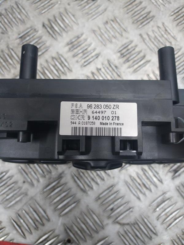 Commande chauffage PEUGEOT 206 PHASE 1 Essence - 1