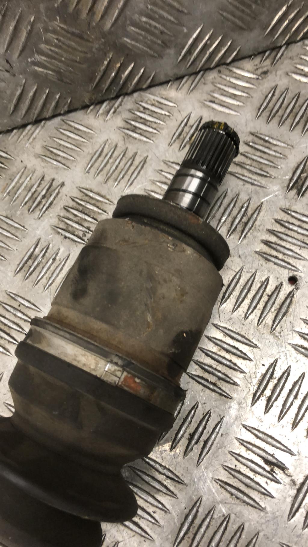 Giunto cardanico albero di trasmissione sinistro NISSAN SUNNY 3 Diésel - 1