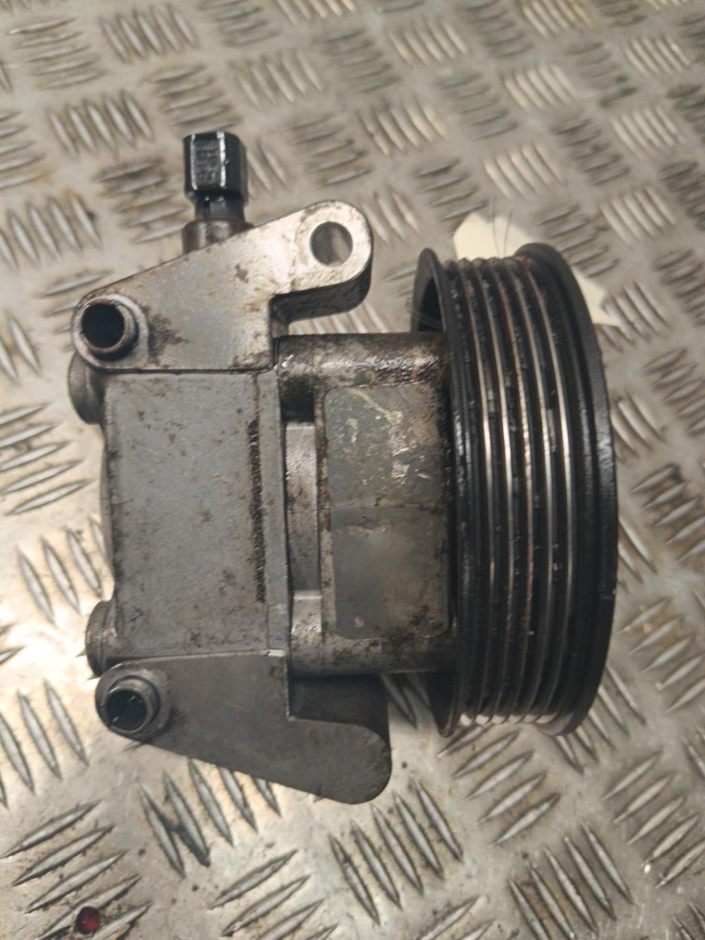 Pompe de direction FORD FOCUS 1  - 1