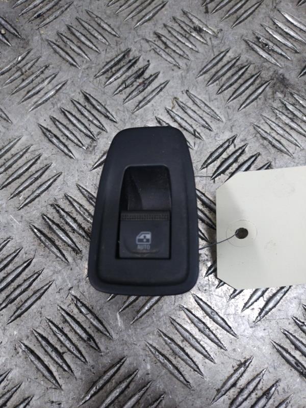 Interruttore lavacristalli anteriore destro RENAULT ARKANA Gasolina/Híbrido - 1