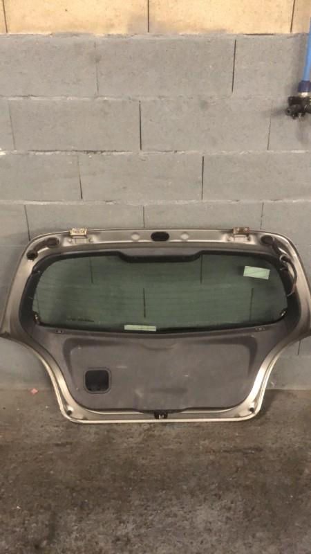Portabagagli/Portellone posteriore NISSAN ALMERA 2 PHASE 1 Diésel - 1