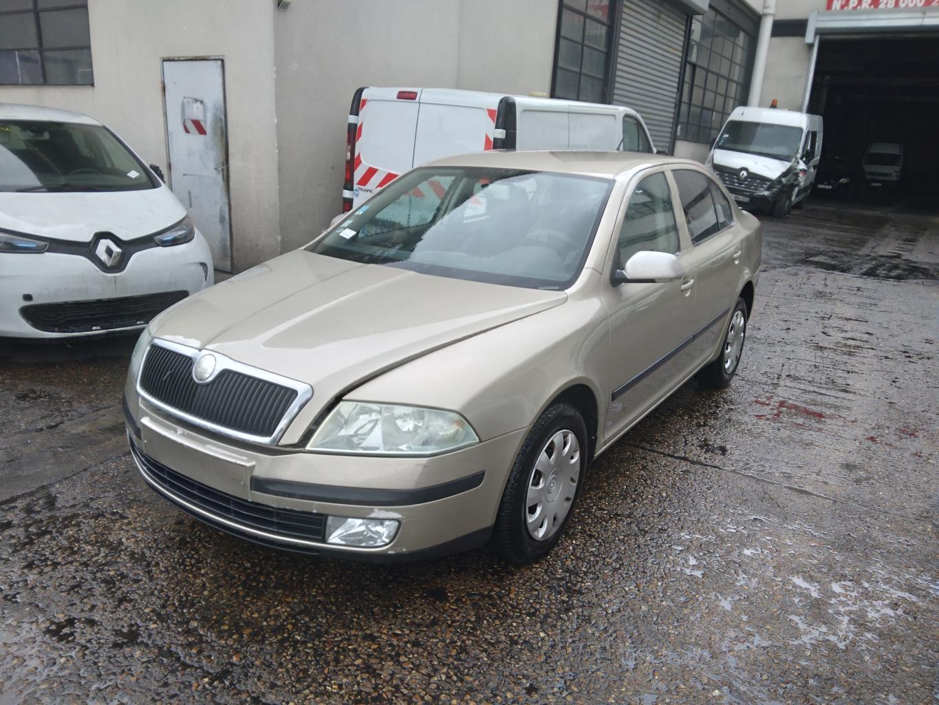 Alternatore SKODA OCTAVIA 2 PHASE 1 Diésel - 1