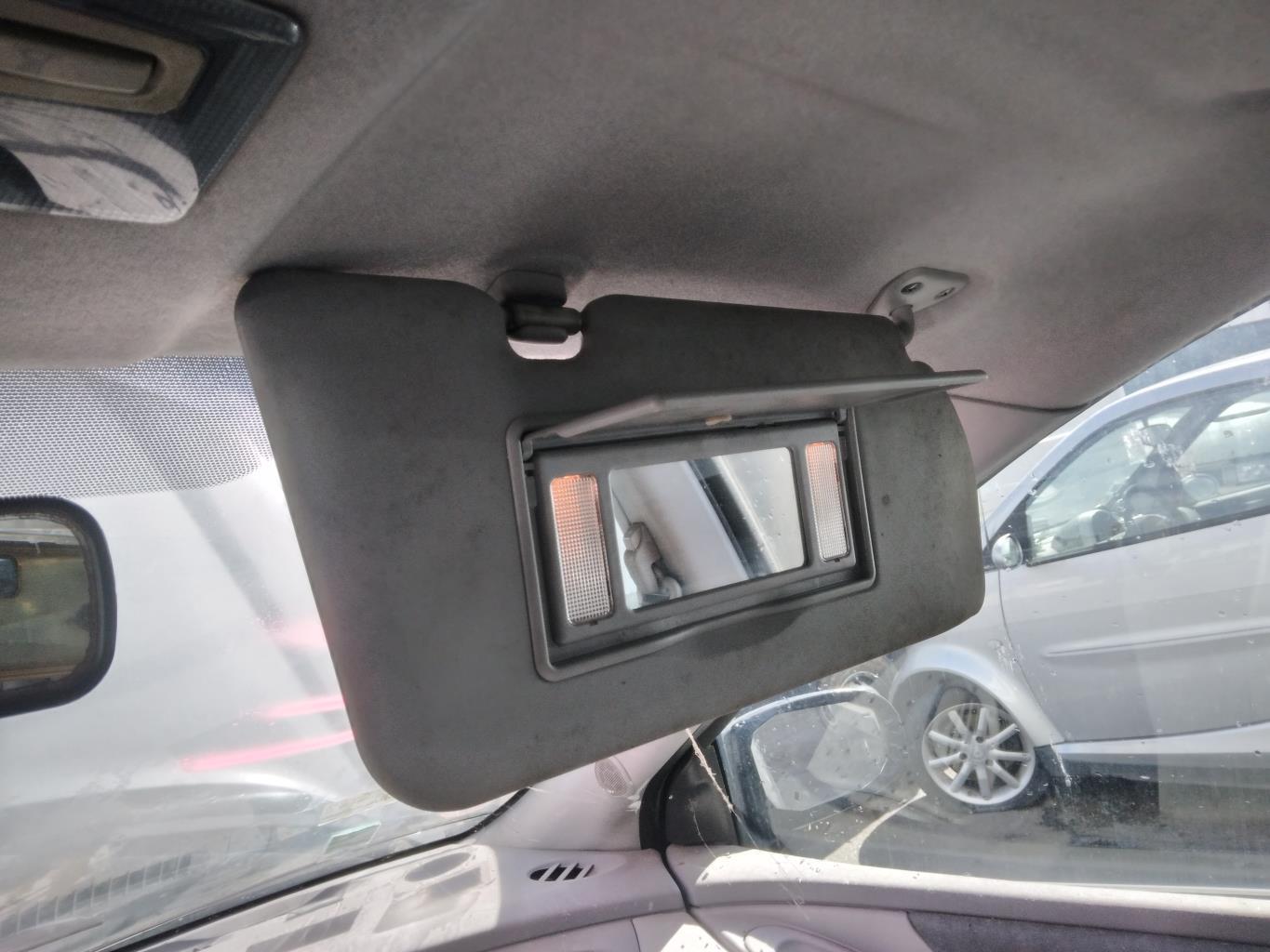 Visiera parasole destra NISSAN ALMERA TINO PHASE 1 Diésel - 1