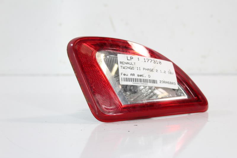 Feu Arrière Droit Pour Renault Twingo 1997 - Pièce D'occasion