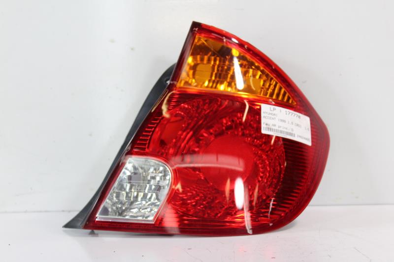 Fanale posteriore principale destro (luci) HYUNDAI ACCENT 2 Diésel - 1