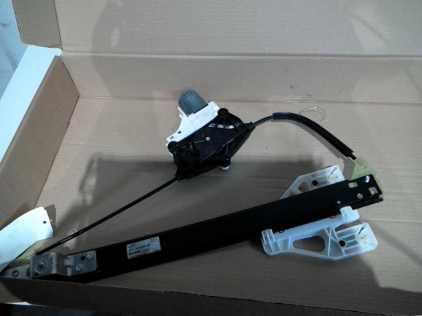 Alzacristalli elettrico posteriore destro AUDI Q3 1 PHASE 2 Diésel - 1