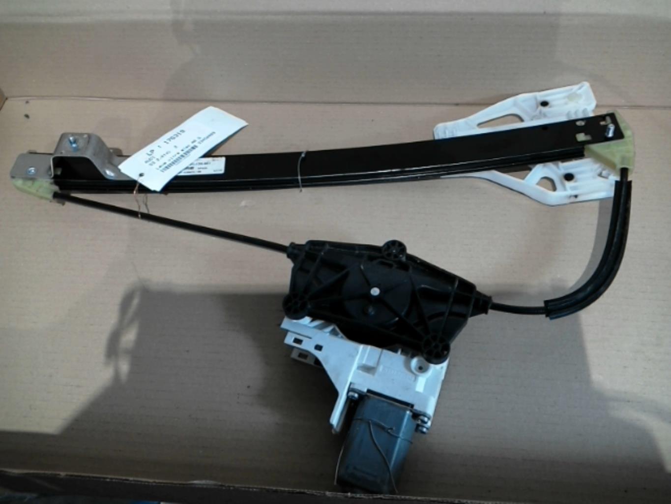 Alzacristalli elettrico posteriore sinistro AUDI Q3 1 PHASE 2 Diésel - 1
