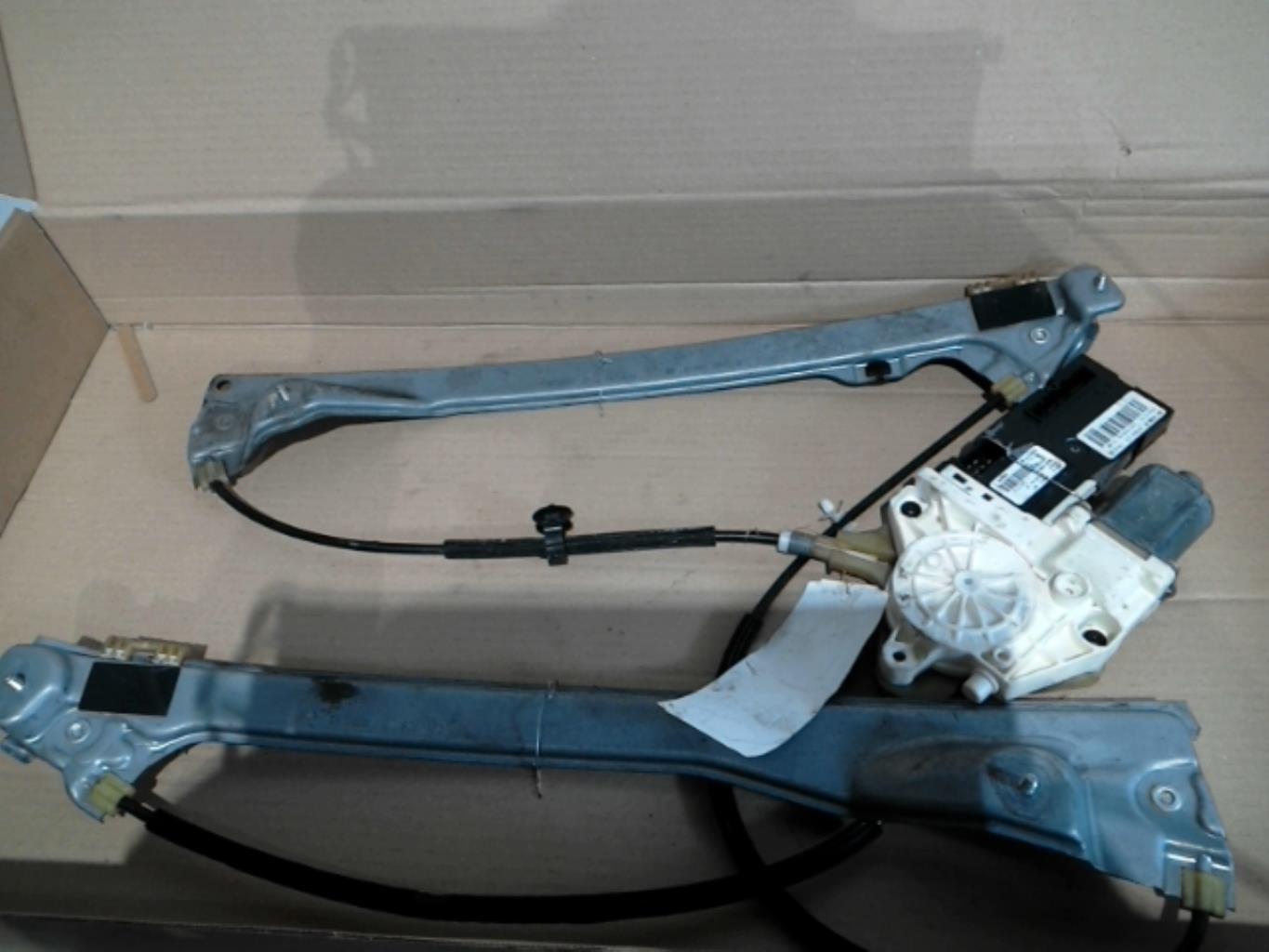 Alzacristalli elettrico anteriore destro RENAULT LAGUNA 3 PHASE 1 BREAK Diésel - 1