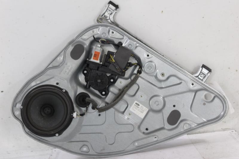 Alzacristalli elettrico posteriore destro FORD KUGA 1 Diésel - 1