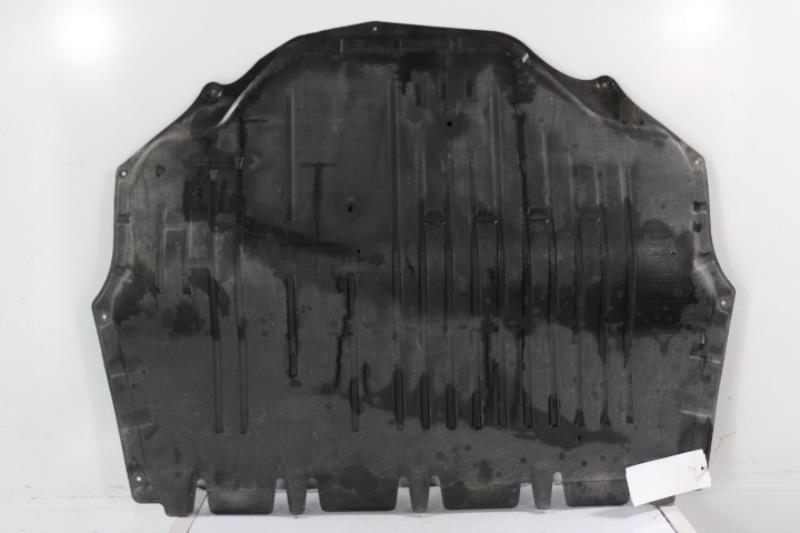 Image Cache sous moteur - SKODA FABIA 2