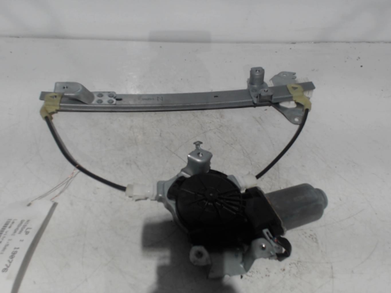 Alzacristalli elettrico posteriore sinistro NISSAN QASHQAI 1 PHASE 2 Diésel - 1