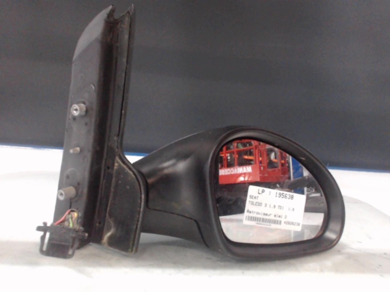 Retrovisor derecho SEAT TOLEDO 3 Diésel - 1
