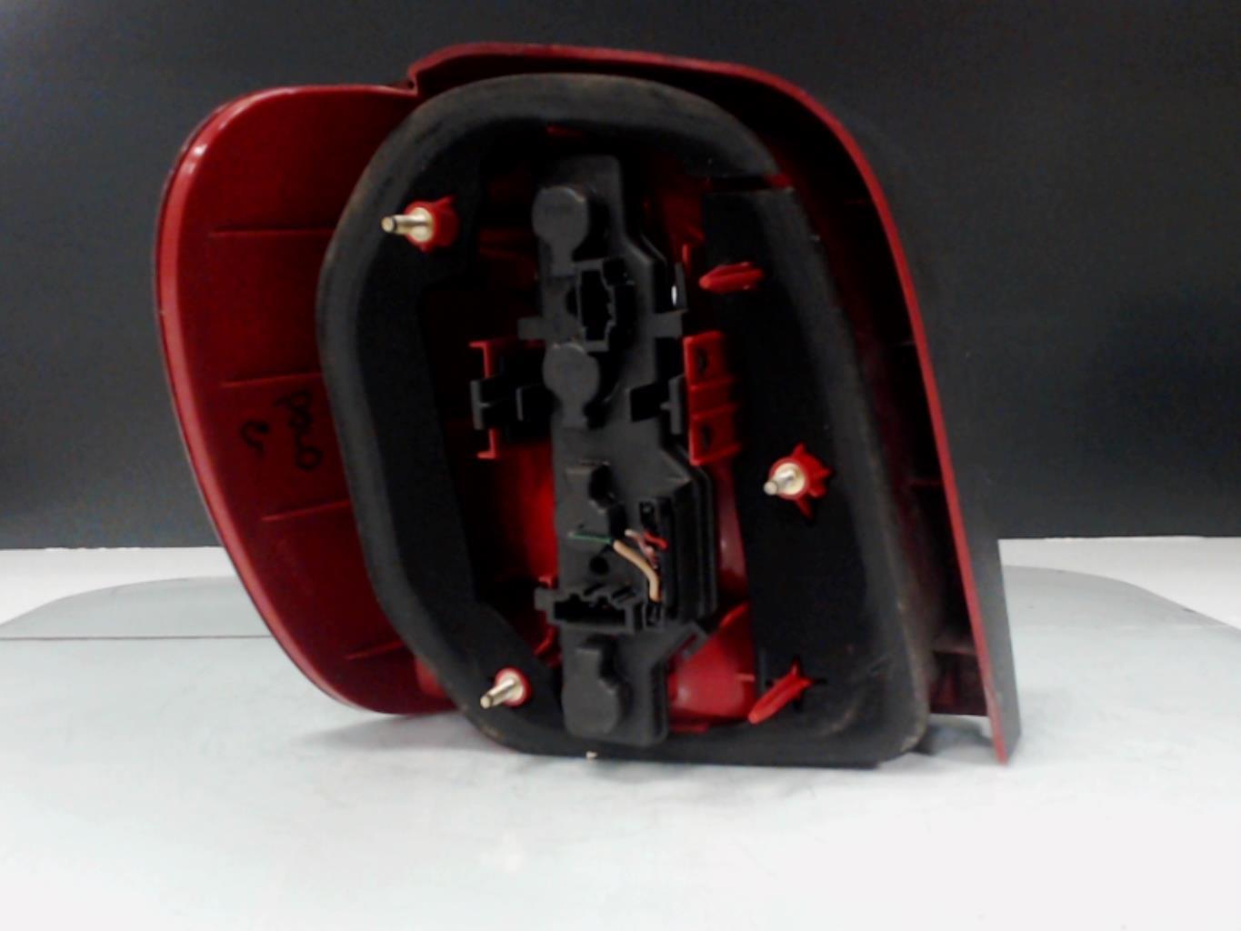Fanale posteriore principale destro (luci) VOLKSWAGEN POLO 3 PHASE 2 Diésel - 1