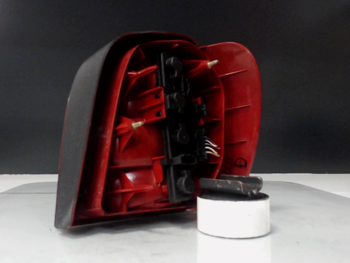Fanale posteriore principale sinistro (luci) VOLKSWAGEN POLO 3 PHASE 2 Diésel - 1