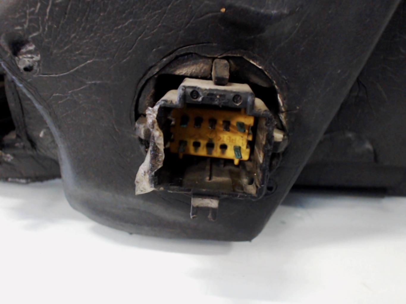 Retrovisor derecho RENAULT MEGANE 2 PHASE 1 BREAK Diésel - 1