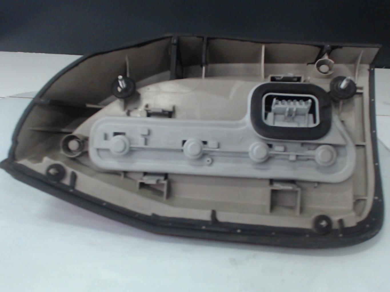 Fanale posteriore principale destro (luci) OPEL ZAFIRA A PHASE 1 Diésel - 1