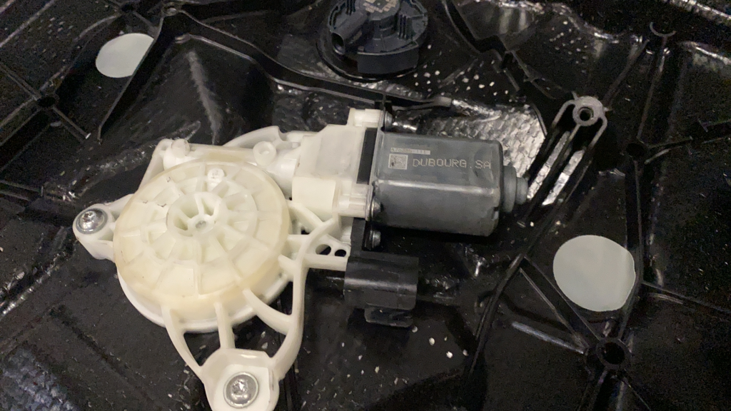 Alzacristalli elettrico anteriore sinistro FORD FOCUS 4 PHASE 1 Diésel - 1