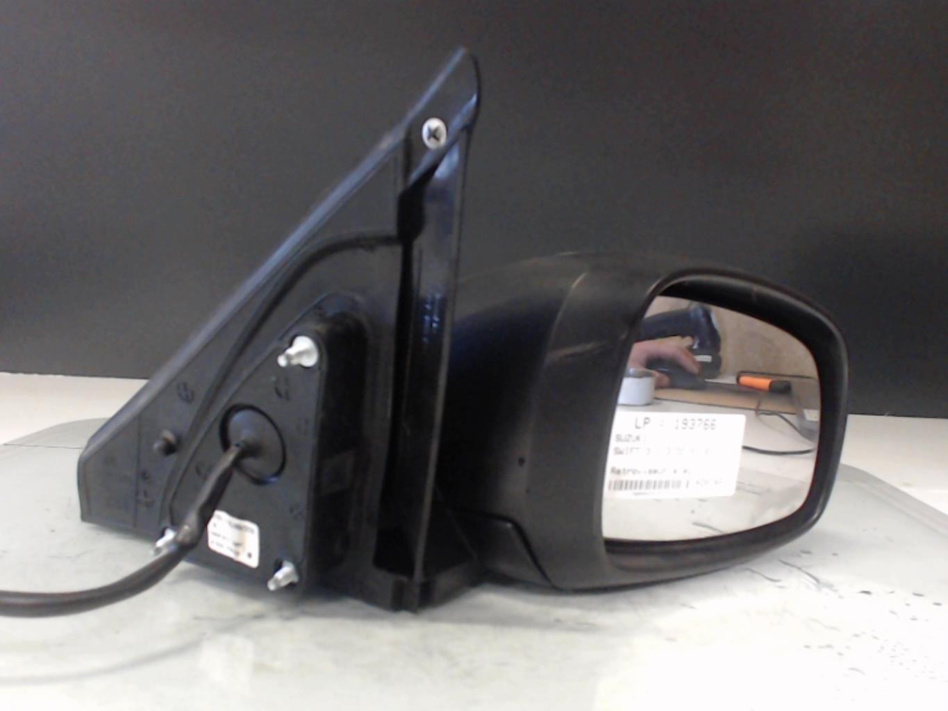 Retrovisor derecho SUZUKI SWIFT 3 Diésel - 1