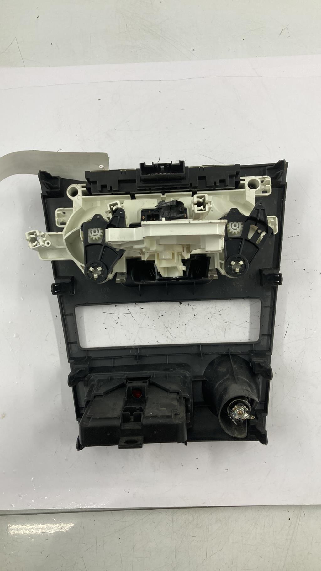 Commande chauffage DAIHATSU MATERIA Essence - 1
