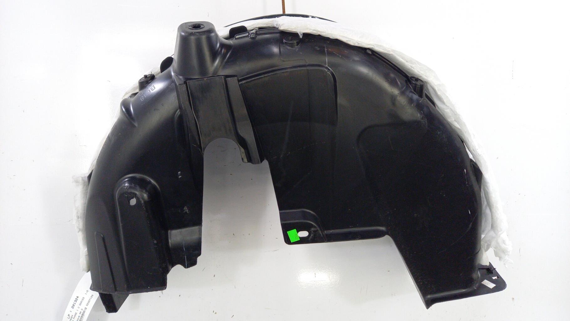 Parasale posteriore destro CITROEN C3 3 PHASE 1 Diésel - 1