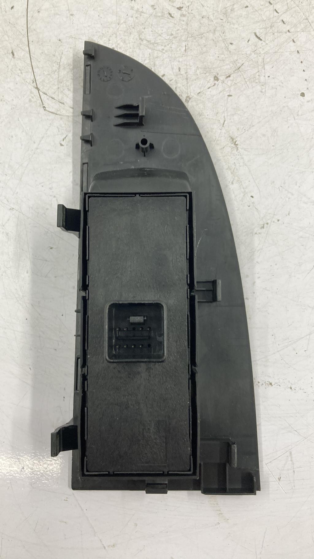 Interrupteur de leve vitre SEAT LEON 2 PHASE 1 Diesel - 1