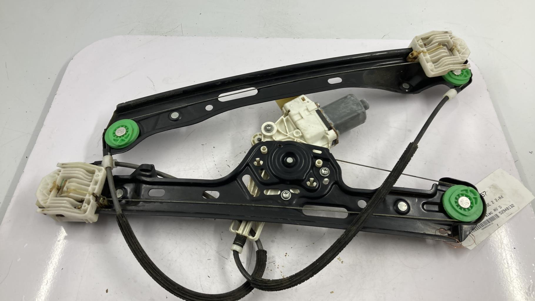 Alzacristalli elettrico anteriore destro BMW SERIE 1 E87 PHASE 2 Diésel - 1