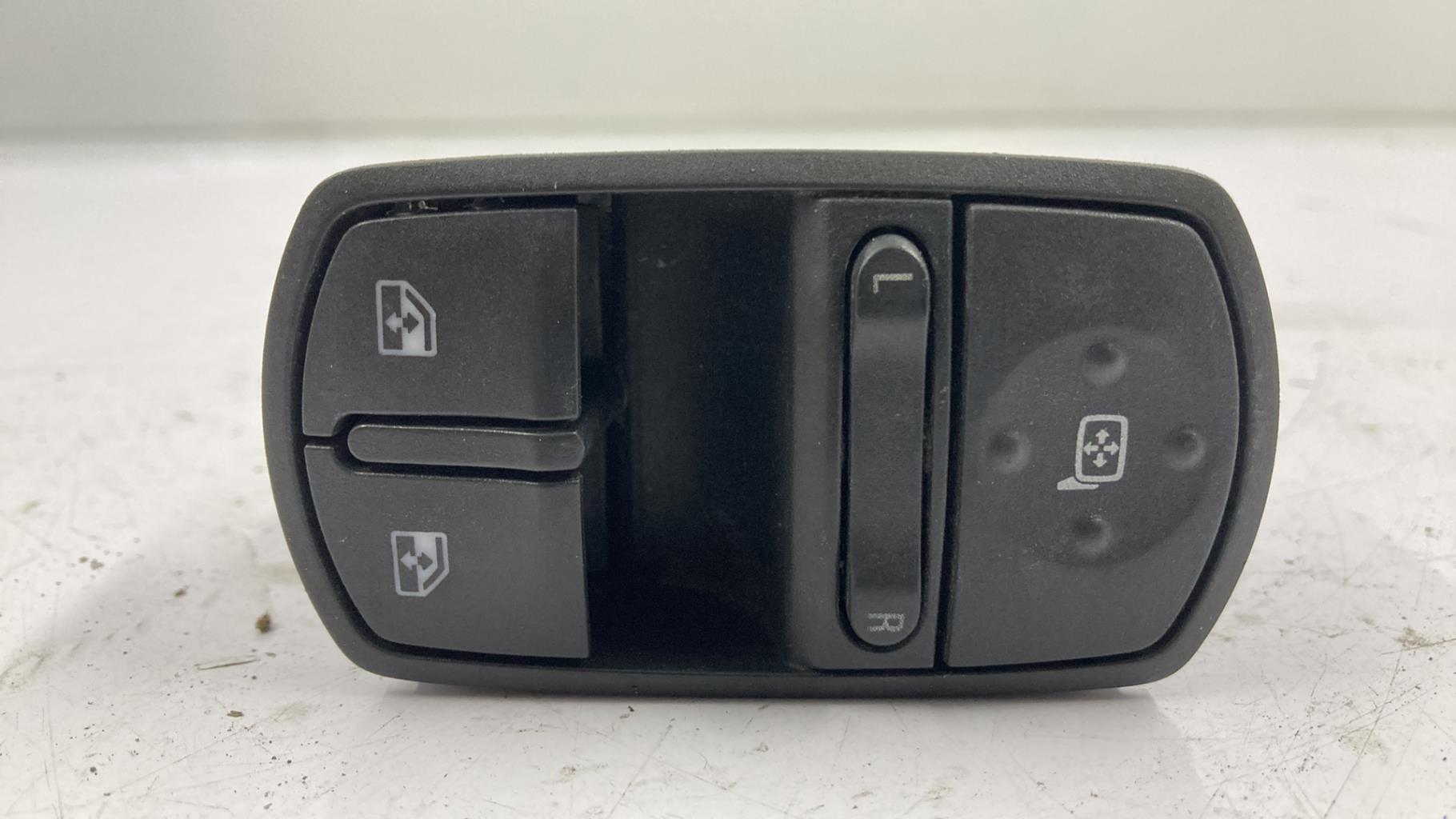 Interrupteur de leve vitre OPEL CORSA D PHASE 1 Diesel - 1