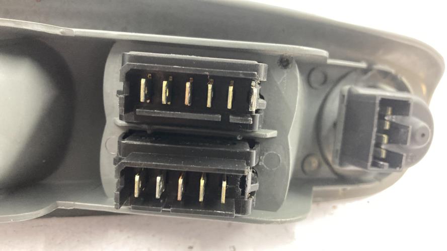 Image Interrupteur de leve vitre - RENAULT TWINGO 1