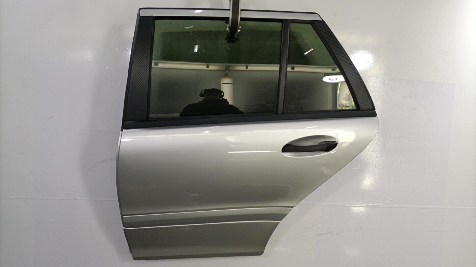Portiera posteriore sinistra MERCEDES CLASSE C 203 PHASE 1 BREAK Gasolina - 1