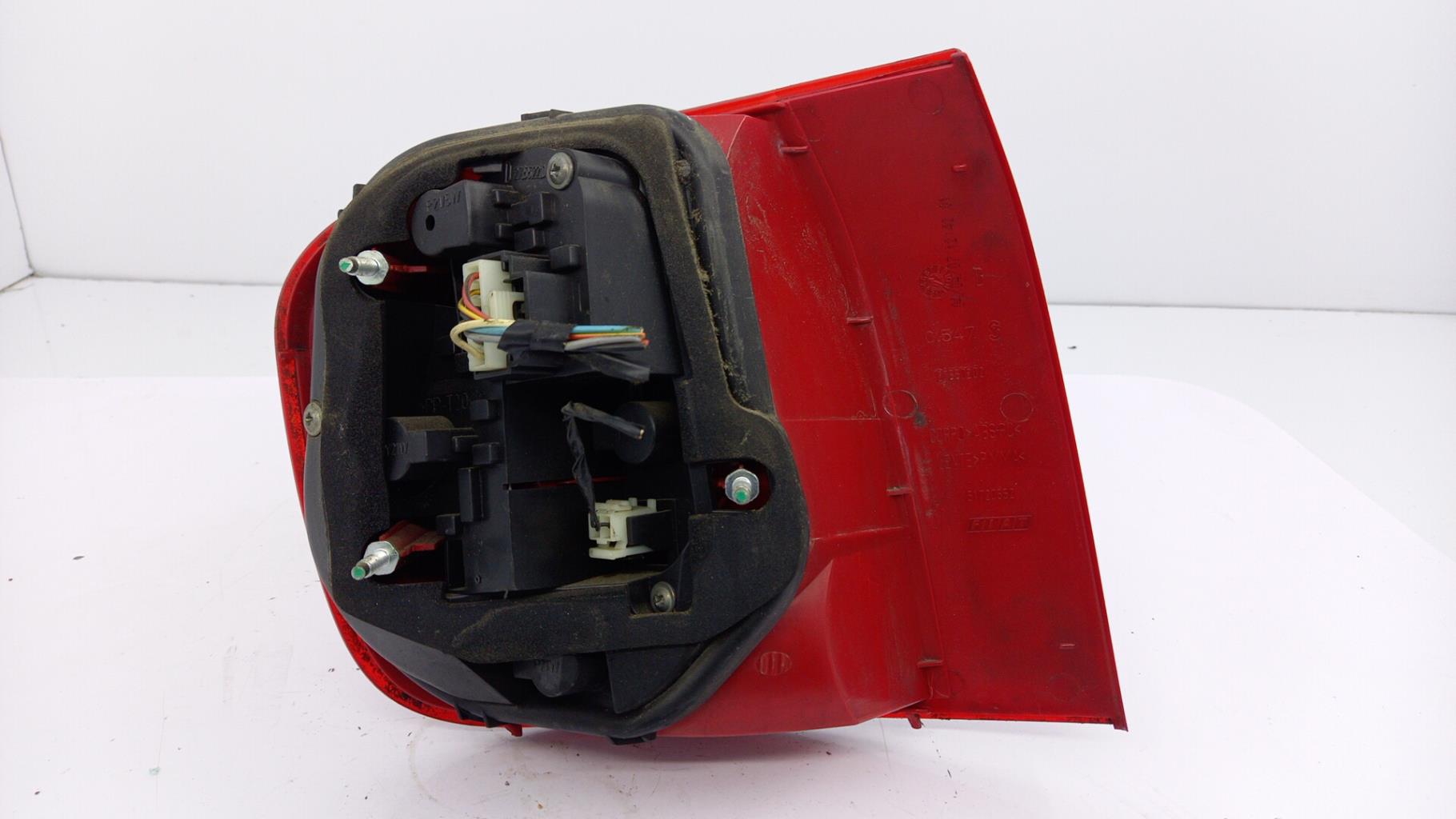 Fanale posteriore principale destro (luci) FIAT MULTIPLA PHASE 2 Diésel - 1