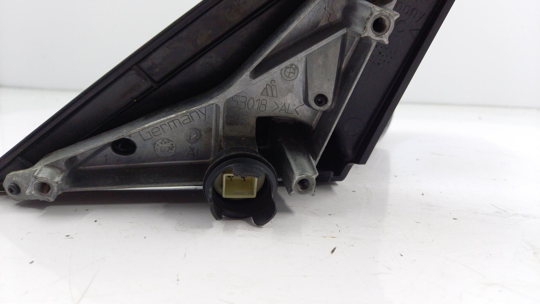 Retrovisor derecho BMW SERIE 1 E87 PHASE 2 Diésel - 1