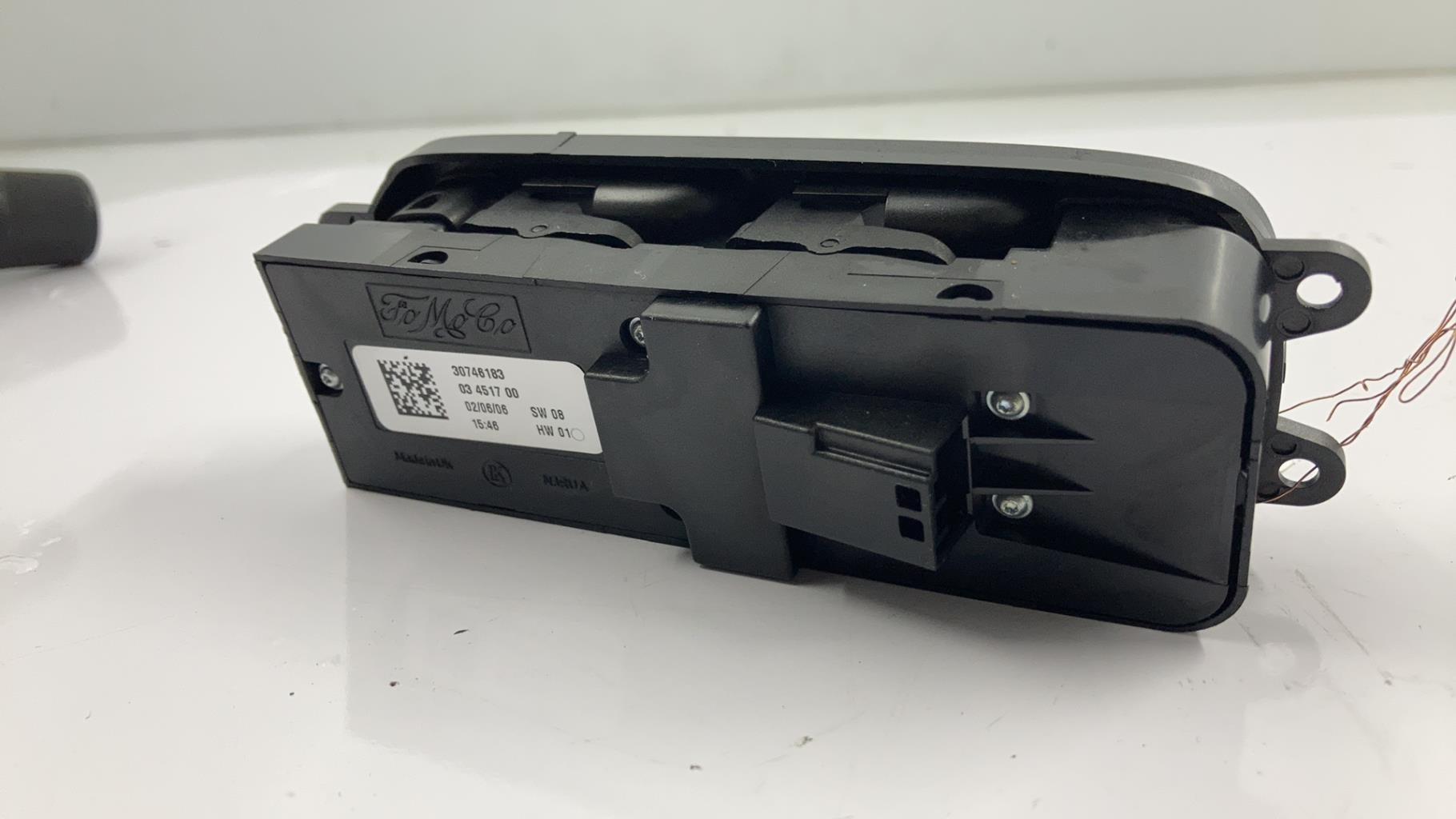 Interruttore alzacristalli VOLVO V 50 PHASE 1 BREAK Diésel - 1