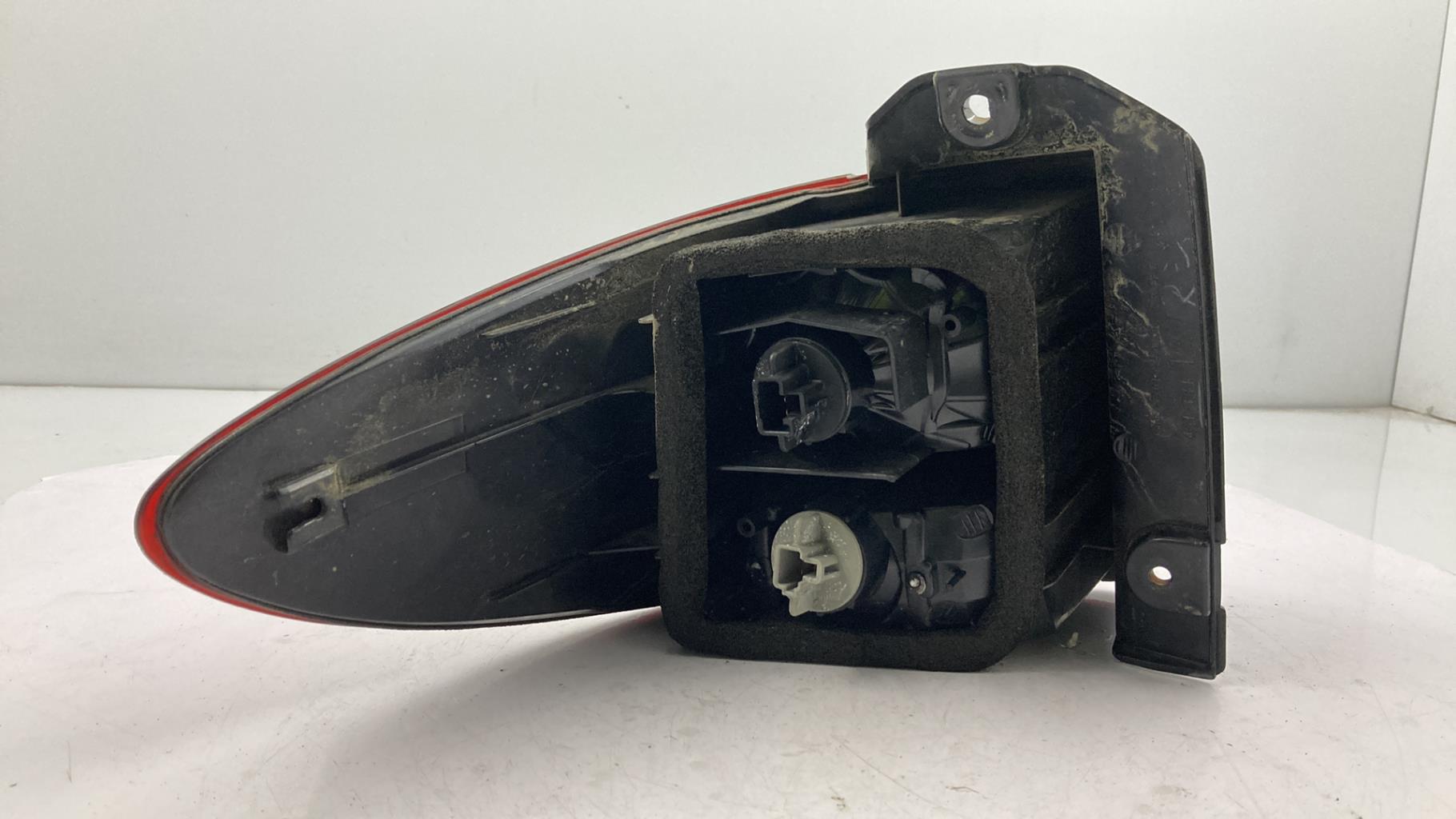 Fanale posteriore principale destro (luci) TOYOTA PREVIA 2  - 1