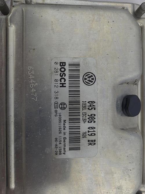 Image Calculateur moteur - SEAT IBIZA 3