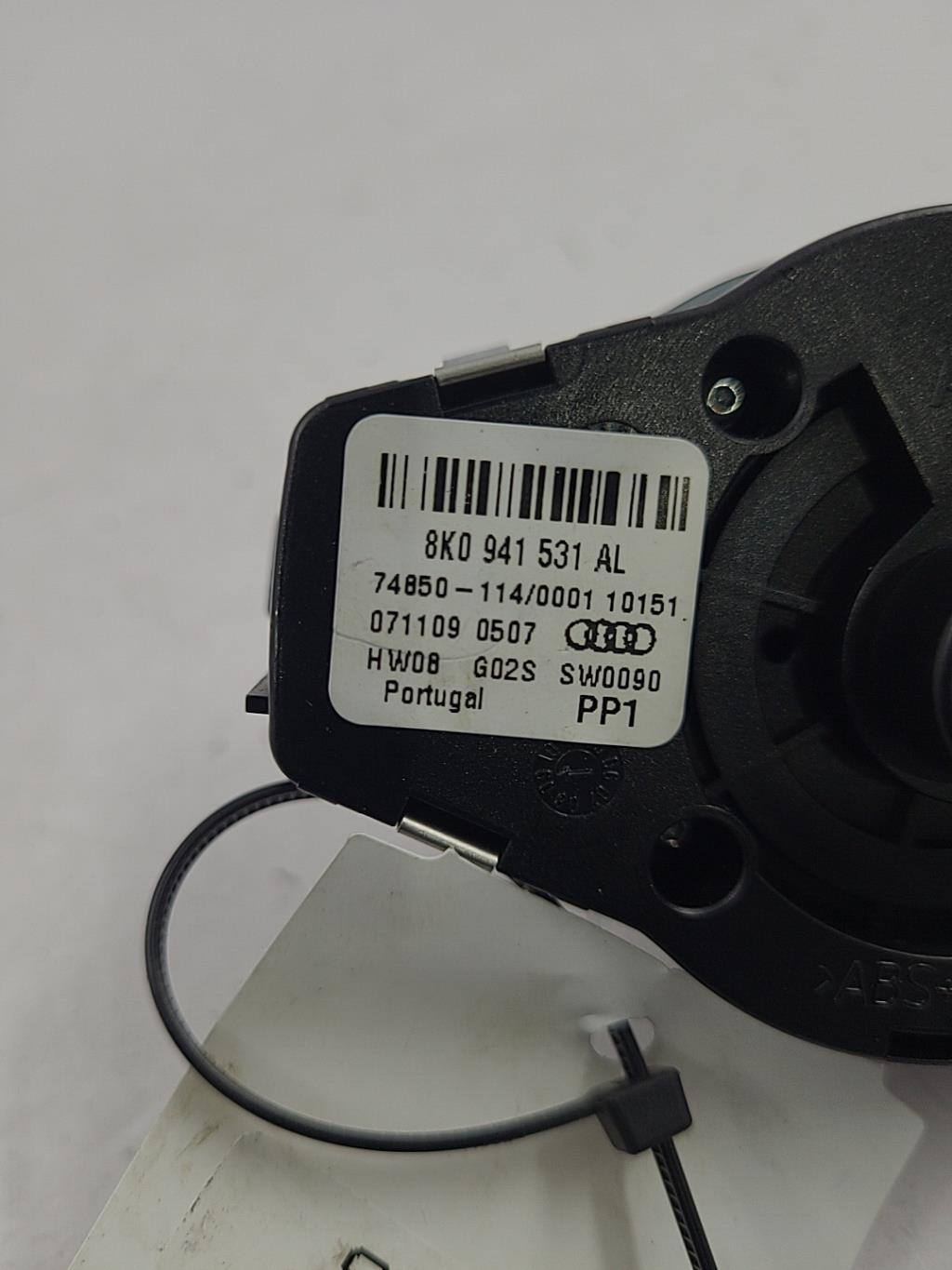 Commande de phare AUDI A4 3 PHASE 1 Diesel - 1