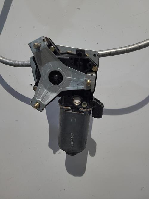 Image Leve vitre electrique avant droit - RENAULT CLIO 1