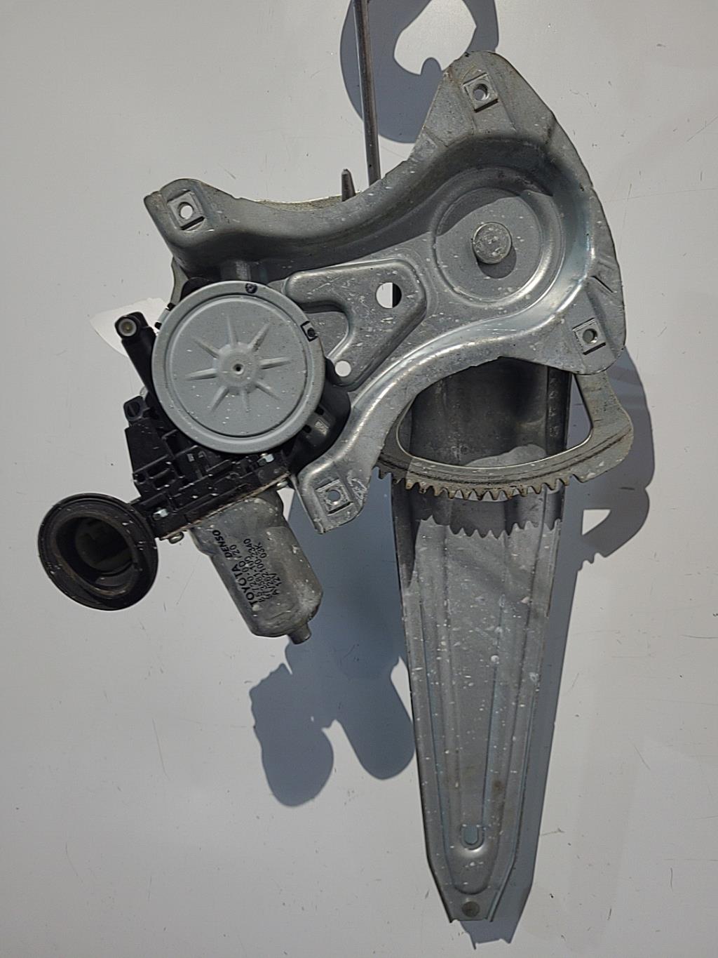 Alzacristalli elettrico posteriore destro TOYOTA AURIS 1 PHASE 1 Diésel - 1