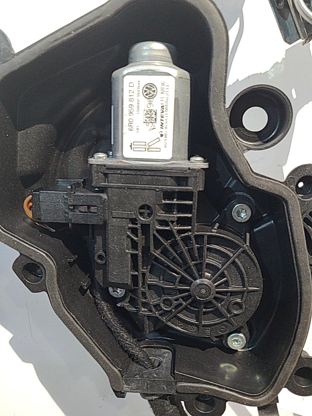 Alzacristalli elettrico posteriore destro SEAT IBIZA 4 ST PHASE 1 BREAK Diésel - 1