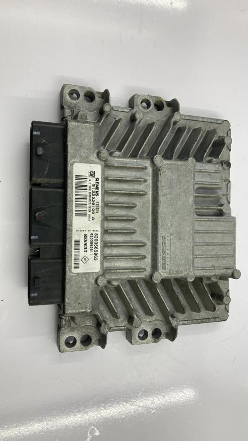 Image Calculateur moteur - RENAULT SCENIC 2